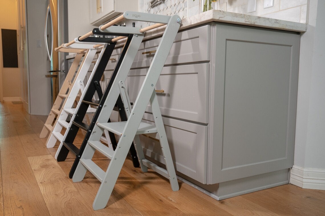 Adjustable Birchwood Kitchen Helping Tower: Foldable Step Stool