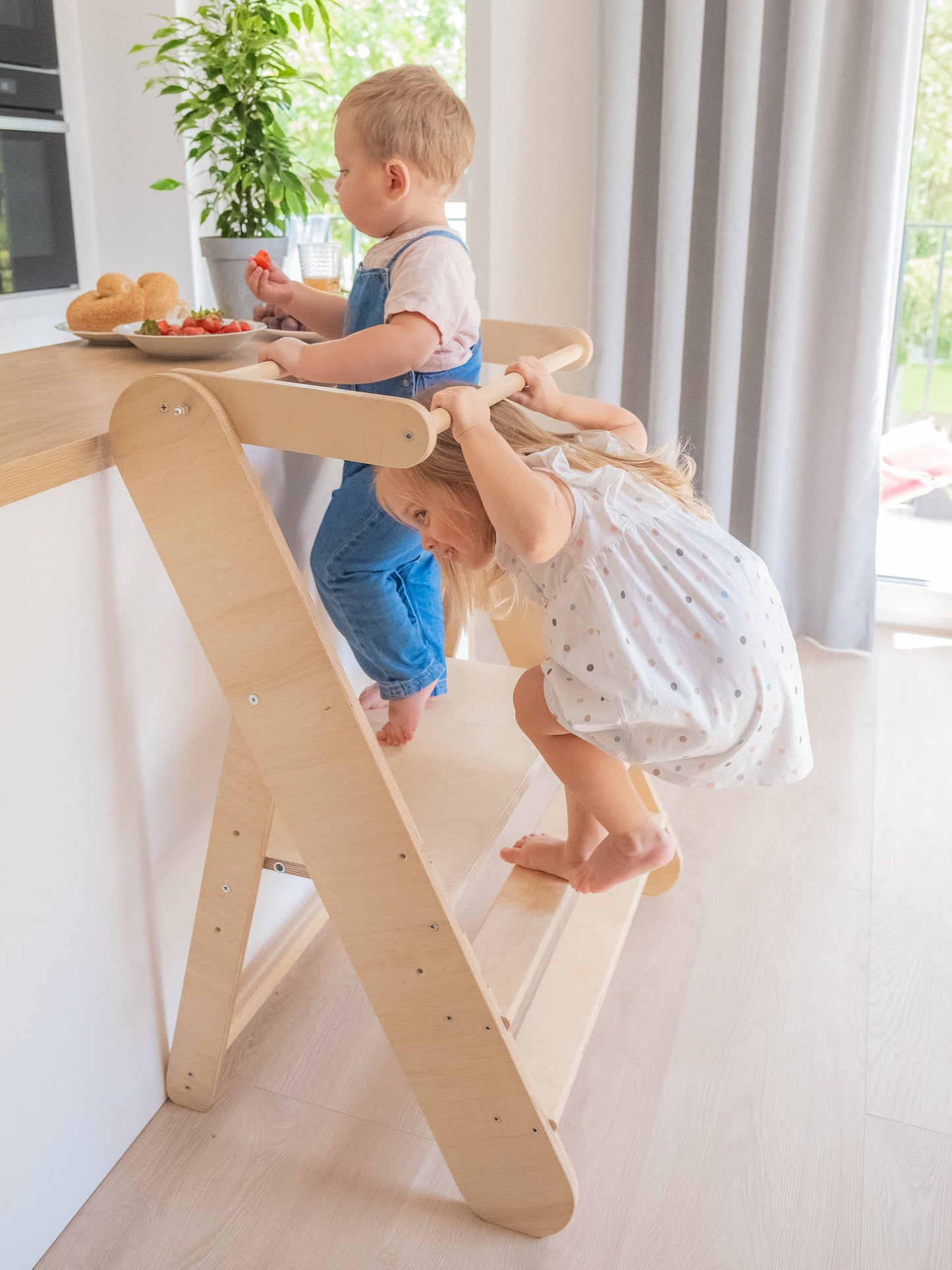Double Foldable Toddler Tower